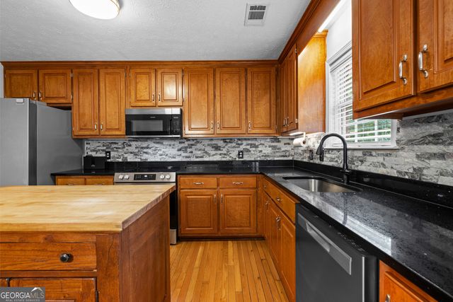 615 Peach Street, Manchester, GA 31816