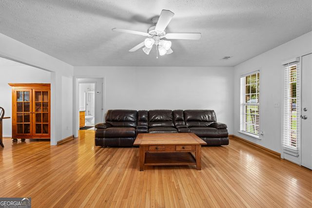 615 Peach Street, Manchester, GA 31816