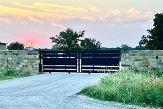 559 Vail River RD, Dripping Springs, TX 78620