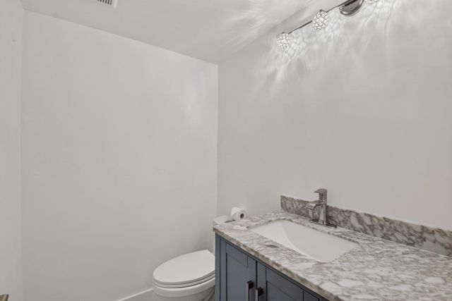 5600 N Flagler Drive 606, West Palm Beach, FL 33407