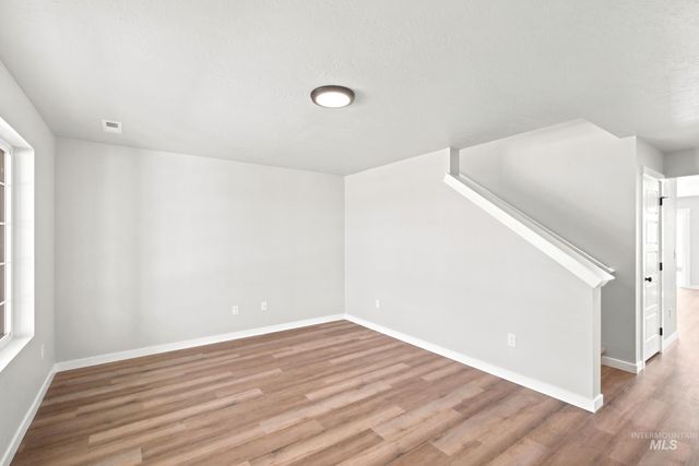 7362 W Newtown Dr, Eagle, ID 83616
