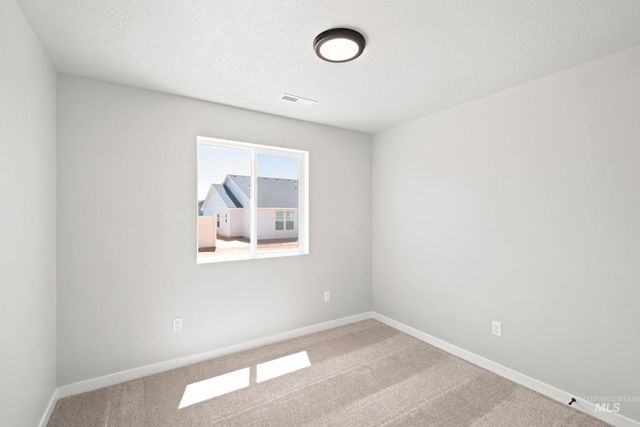 7362 W Newtown Dr, Eagle, ID 83616