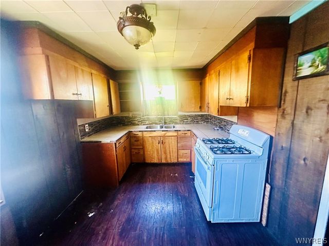 1507 17th Street, Niagara Falls, NY 14305