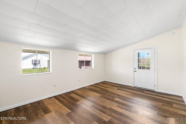 110 Harrison Street, Sweetwater, TN 37874
