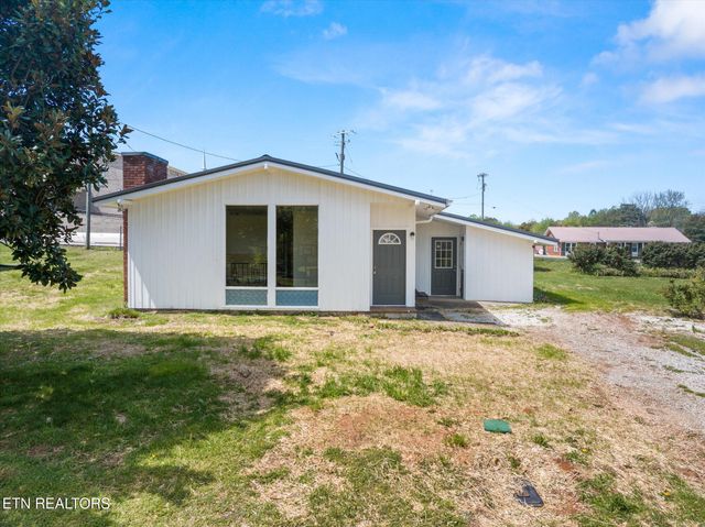 110 Harrison Street, Sweetwater, TN 37874