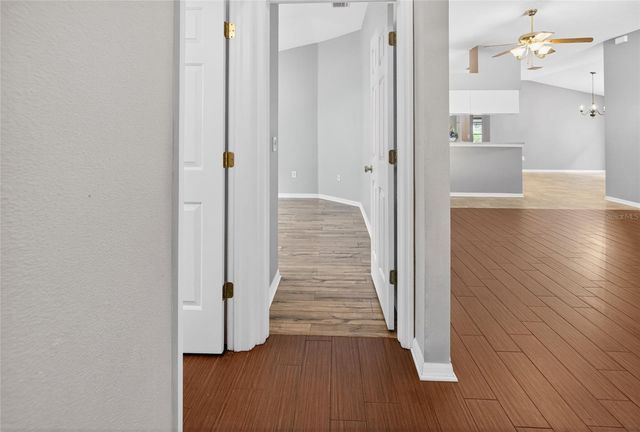 19305 SEA MIST LANE, Lutz, FL 33558