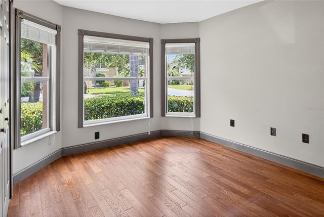 19305 SEA MIST LANE, Lutz, FL 33558