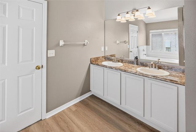 19305 SEA MIST LANE, Lutz, FL 33558
