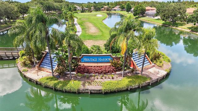 19305 SEA MIST LANE, Lutz, FL 33558