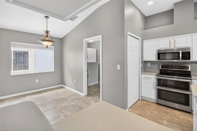 19305 SEA MIST LANE, Lutz, FL 33558