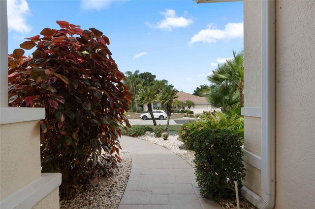 2122 PLATINUM DRIVE, Sun City Center, FL 33573