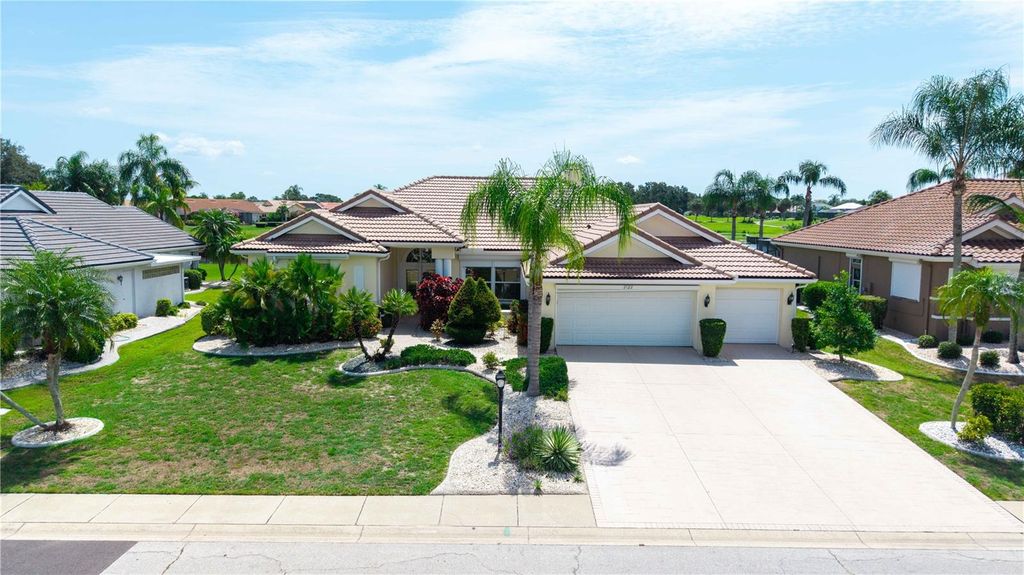 2122 PLATINUM DRIVE, Sun City Center, FL 33573