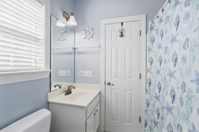 528 6th Ave. S, North Myrtle Beach, SC 29582