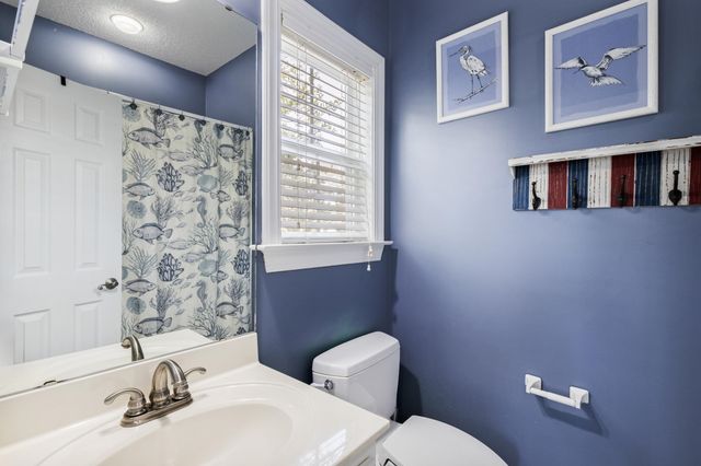 528 6th Ave. S, North Myrtle Beach, SC 29582