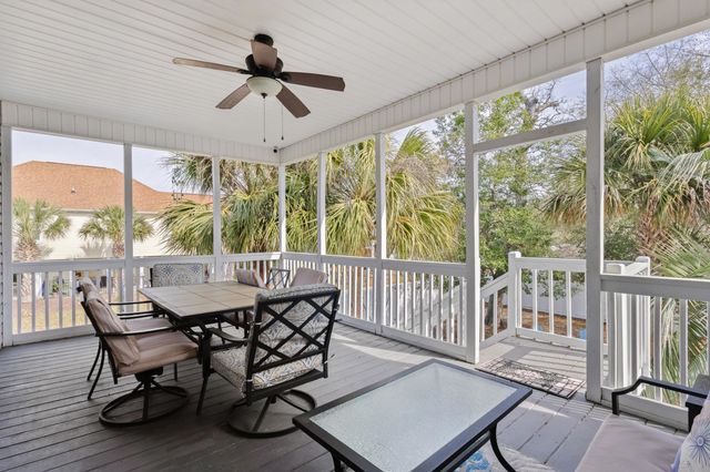 528 6th Ave. S, North Myrtle Beach, SC 29582