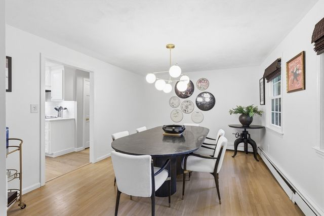 2 Harley Ln, Foxboro, MA 02035