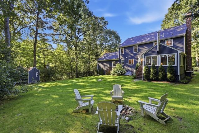 2 Harley Ln, Foxboro, MA 02035