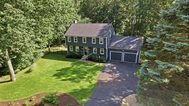 2 Harley Ln, Foxboro, MA 02035