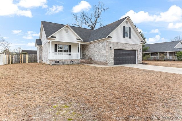 136 Mosswood Drive, Raeford, NC 28376