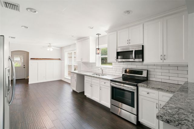 11215 Birchwood Drive, Humble, TX 77338
