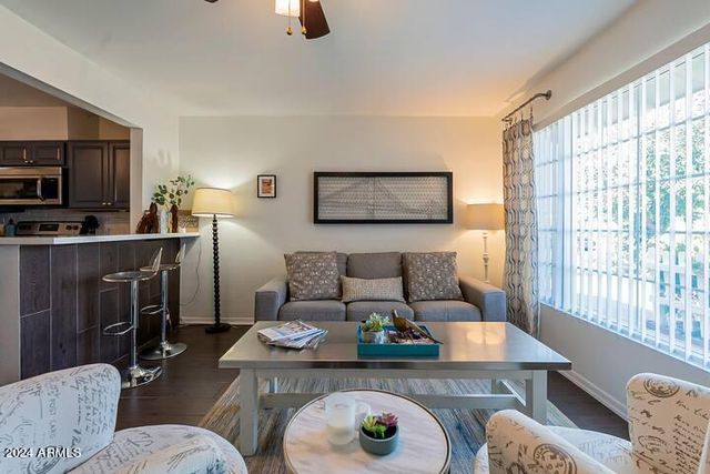 8361 E AVALON Drive, Scottsdale, AZ 85251