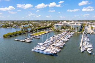 806 E Windward Way 403, Lantana, FL 33462