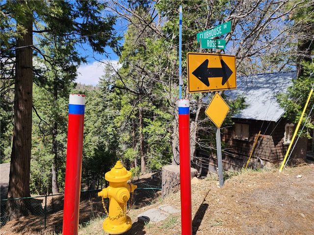 586 Rose, Twin Peaks, CA 92391