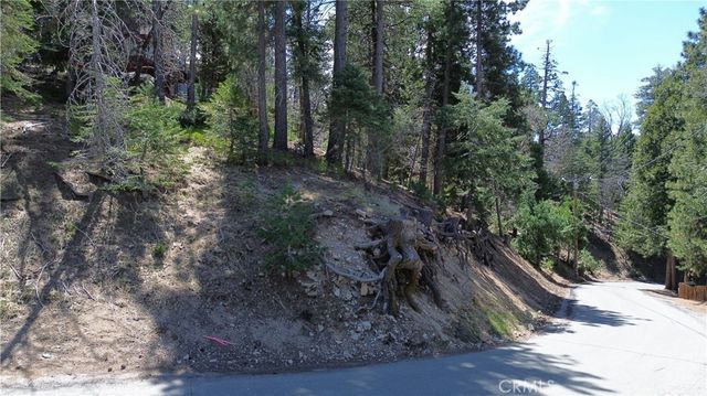 586 Rose, Twin Peaks, CA 92391