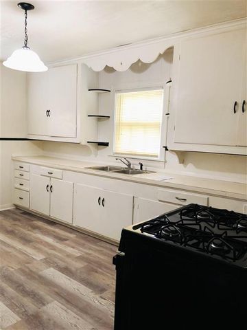 1315 8th Street, Lake Charles, LA 70601