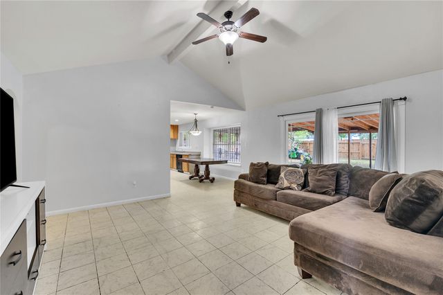 10415 Leawood Boulevard, Houston, TX 77099