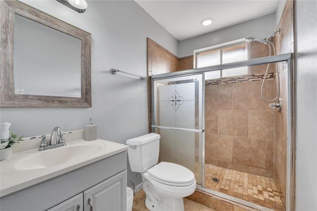 10415 Leawood Boulevard, Houston, TX 77099