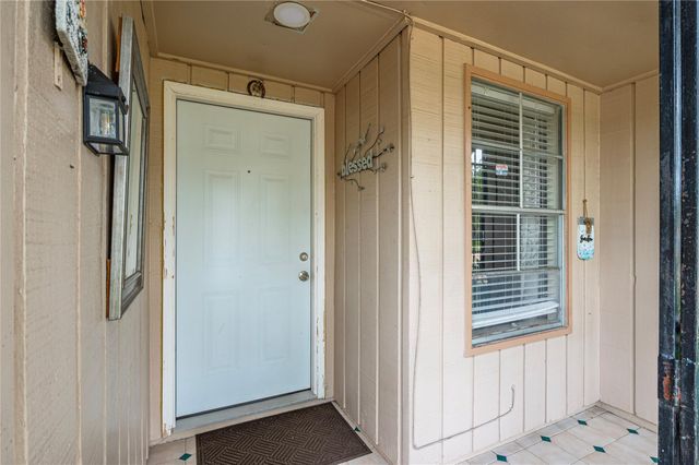 10415 Leawood Boulevard, Houston, TX 77099