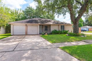 10415 Leawood Boulevard, Houston, TX 77099