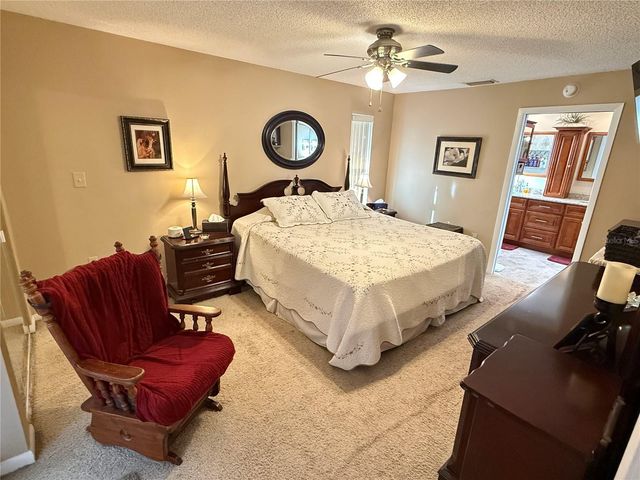 12054 101ST AVENUE, Seminole, FL 33772