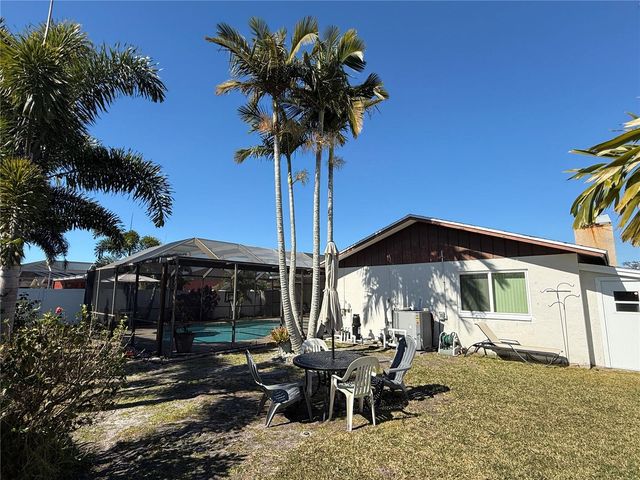 12054 101ST AVENUE, Seminole, FL 33772