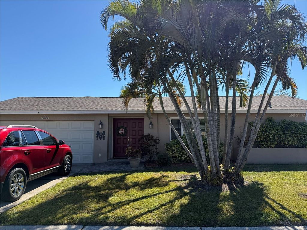 12054 101ST AVENUE, Seminole, FL 33772