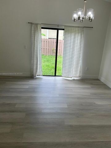 9630 SW 152nd Ave 34, Miami, FL 33196