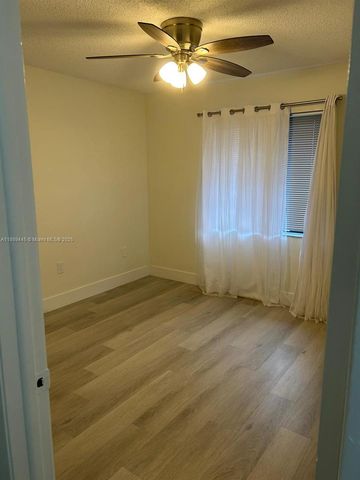 9630 SW 152nd Ave 34, Miami, FL 33196