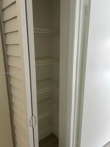 9630 SW 152nd Ave 34, Miami, FL 33196