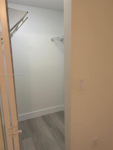 9630 SW 152nd Ave 34, Miami, FL 33196