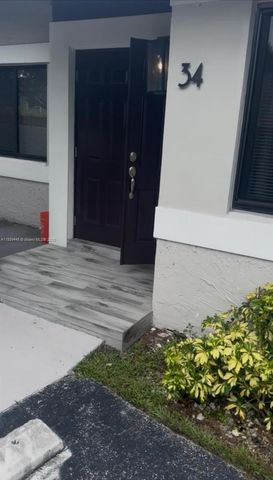 9630 SW 152nd Ave 34, Miami, FL 33196