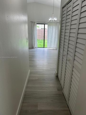 9630 SW 152nd Ave 34, Miami, FL 33196