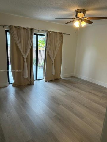 9630 SW 152nd Ave 34, Miami, FL 33196