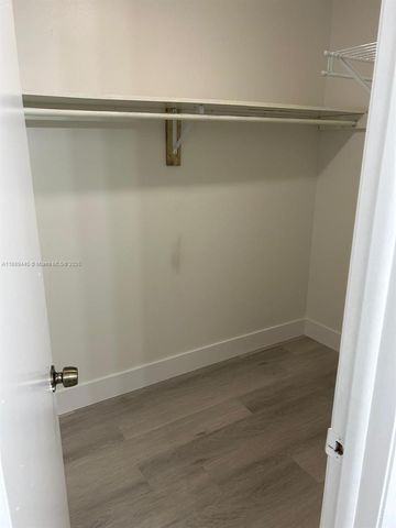 9630 SW 152nd Ave 34, Miami, FL 33196