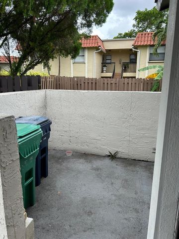 9630 SW 152nd Ave 34, Miami, FL 33196