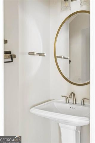 550 Central Park Overlook, Alpharetta, GA 30004