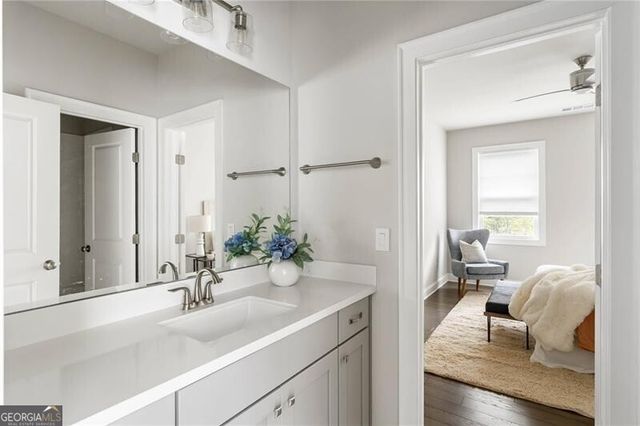 550 Central Park Overlook, Alpharetta, GA 30004