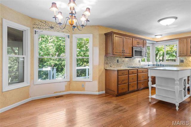 3499 Brookwood Circle, St Charles, MO 63301