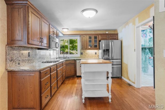 3499 Brookwood Circle, St Charles, MO 63301