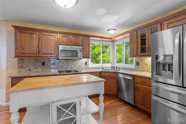 3499 Brookwood Circle, St Charles, MO 63301